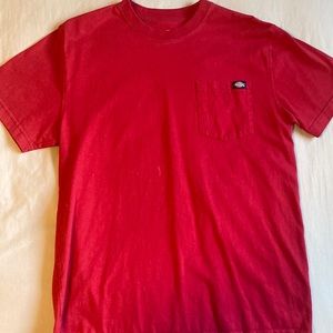 Dickies tee in great condition